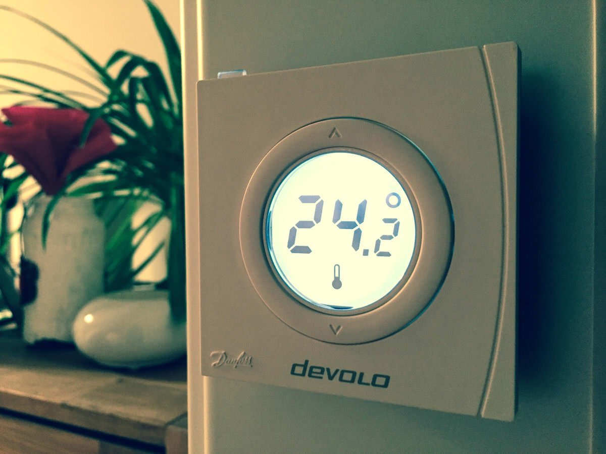 Die Möglichkeiten einer Heimautomatisierung oder auch neuerdings Smart Home gennant verständlich erklärt - Devolo Raumther...