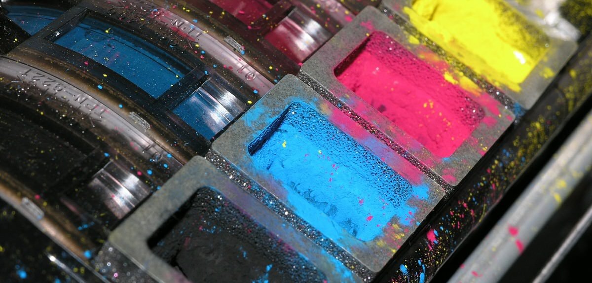 Toner ganz ohne Flecken austauschen - Toner Tauschen