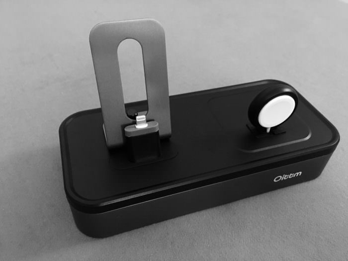 oittm5usbportsapplewatchstand7