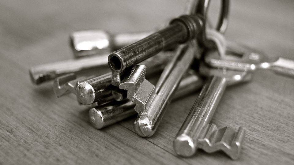 Beglaubigung des eigenen PGP Schlüssels mit dem neuen Personalausweis (nPa) - Key 96233 960 720