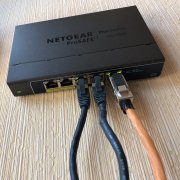Netgear GS105PE -  Netzwerk-Switch ohne Netzteil
