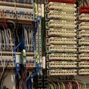 Homematic IP wired Schaltschrankplanung - LSA+ Klemmen für Signalkabel