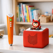 Tiptoi vs. Toniebox: Welches Lernsystem passt wirklich zu deinem Kind? Tiptoi vs Toniebox – Kinderzimmer mit <a href=